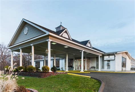 hotels near roselle nj